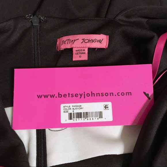 Betsey Johnson Black & White Scuba Sheath Dress - Picture 4 of 5